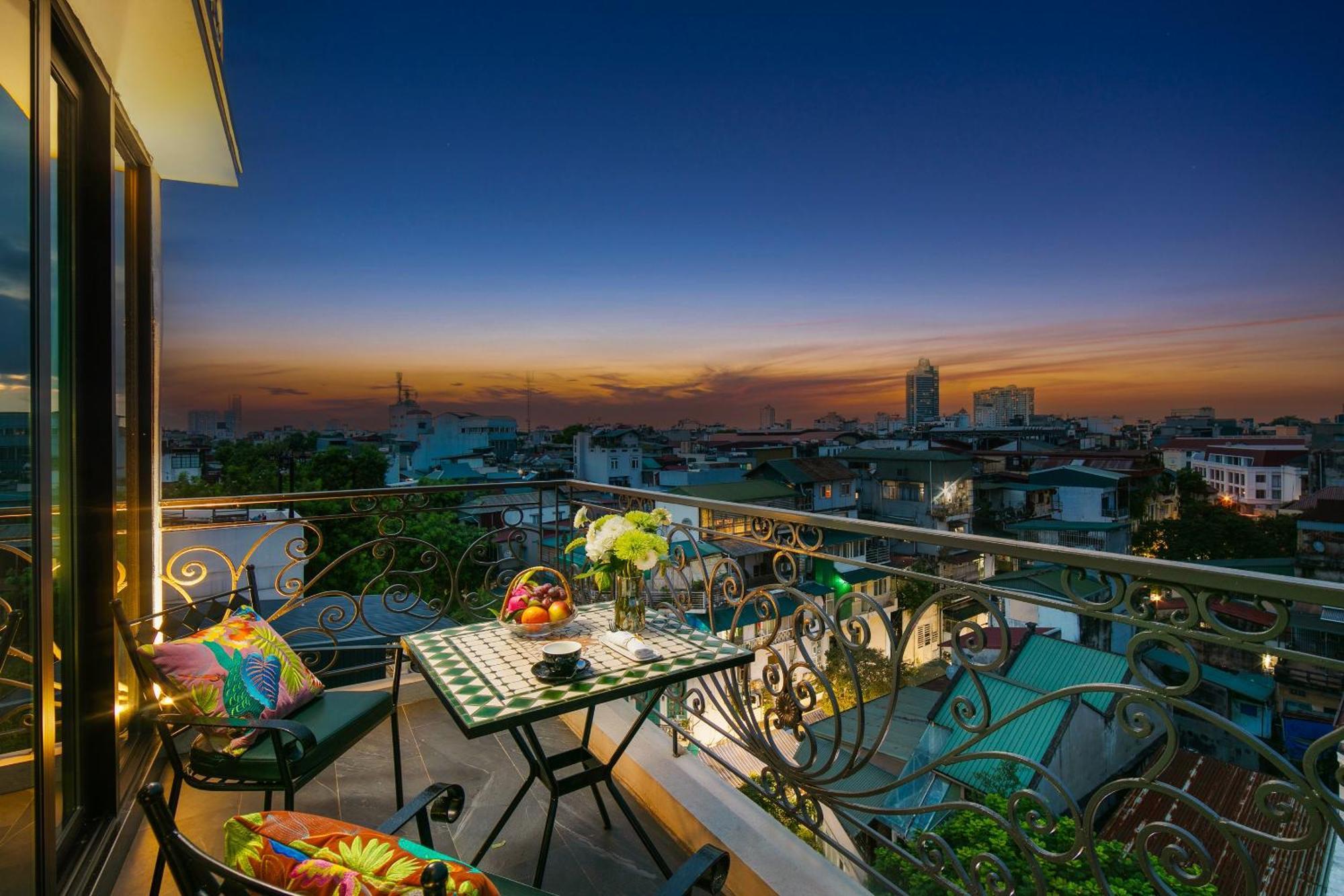 Aurora Central Hanoi Hotel Luaran gambar